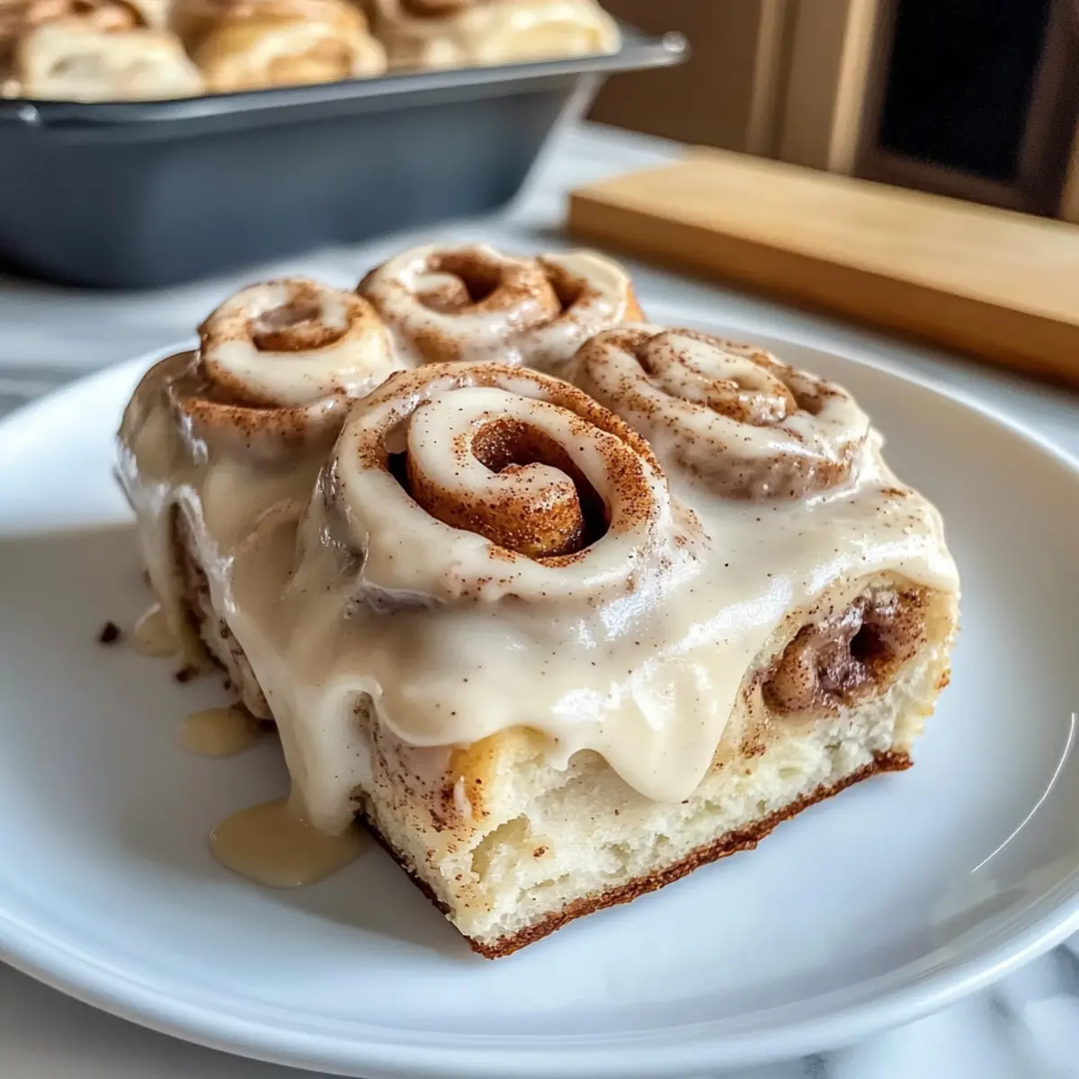 Bakery Style Chai Cinnamon Rolls fcagww
