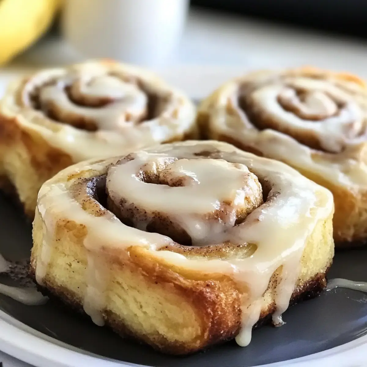 Bananenbrot Zimtschnecken: Schnell und Lecker 3 Banana Bread Cinnamon Rolls iecft5