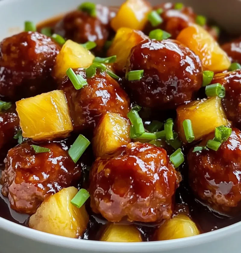 Würzige hawaiianische Crockpot-Fleischbällchen Rezept 1 Würzige hawaiianische Crockpot-Fleischbällchen Rezept